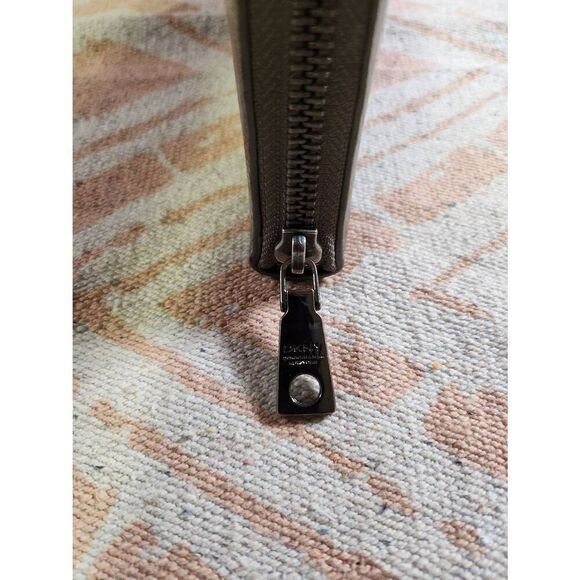 DKNY EMBOSSED METALLIC LEATHER  ZIP AROUND WALLET CLUTCH GUNMETAL #A69 - Picture 10 of 10